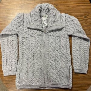 Grey cable knit fisherman’s sweater zip up Ireland 10% merino wool Aran Crafts